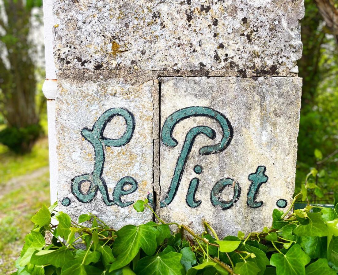 Petit Chateau Le Piot Bed & Breakfast Fleurance Luaran gambar