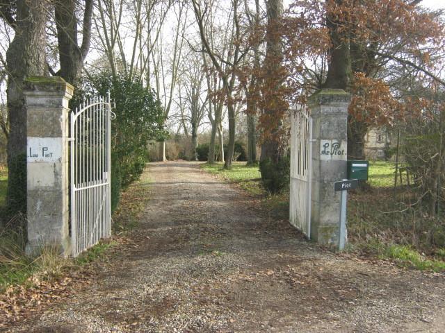Petit Chateau Le Piot Bed & Breakfast Fleurance Luaran gambar